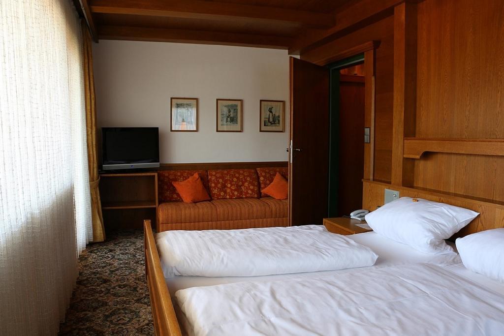 Hotel Sonnleiten ライト・イム・ヴィンクル エクステリア 写真