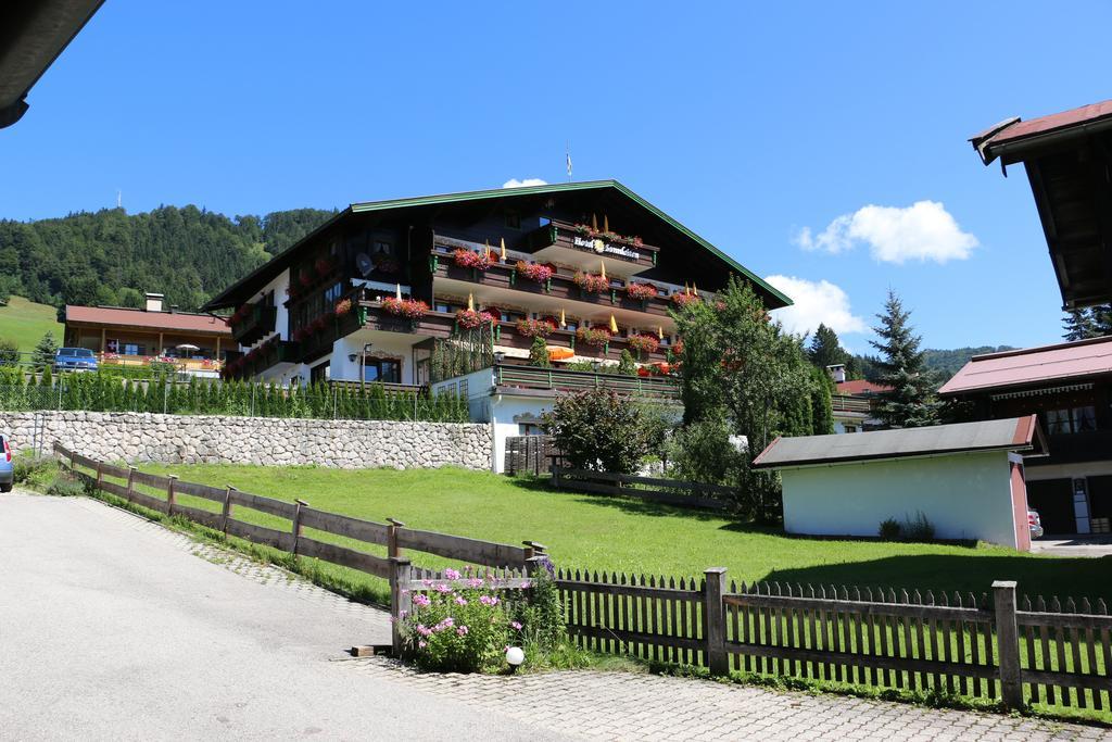 Hotel Sonnleiten ライト・イム・ヴィンクル エクステリア 写真