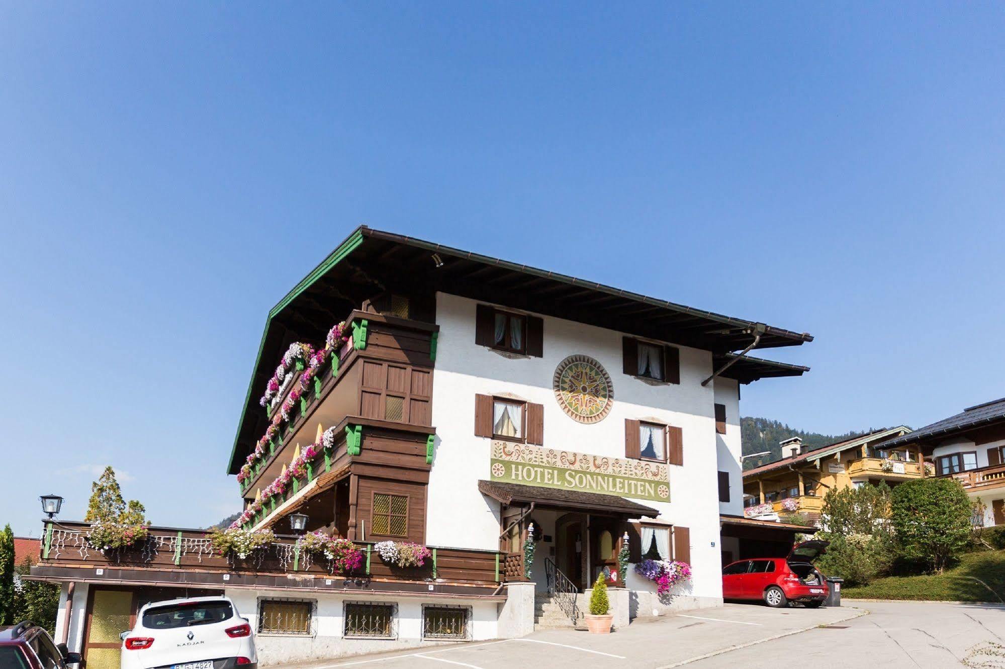 Hotel Sonnleiten ライト・イム・ヴィンクル エクステリア 写真