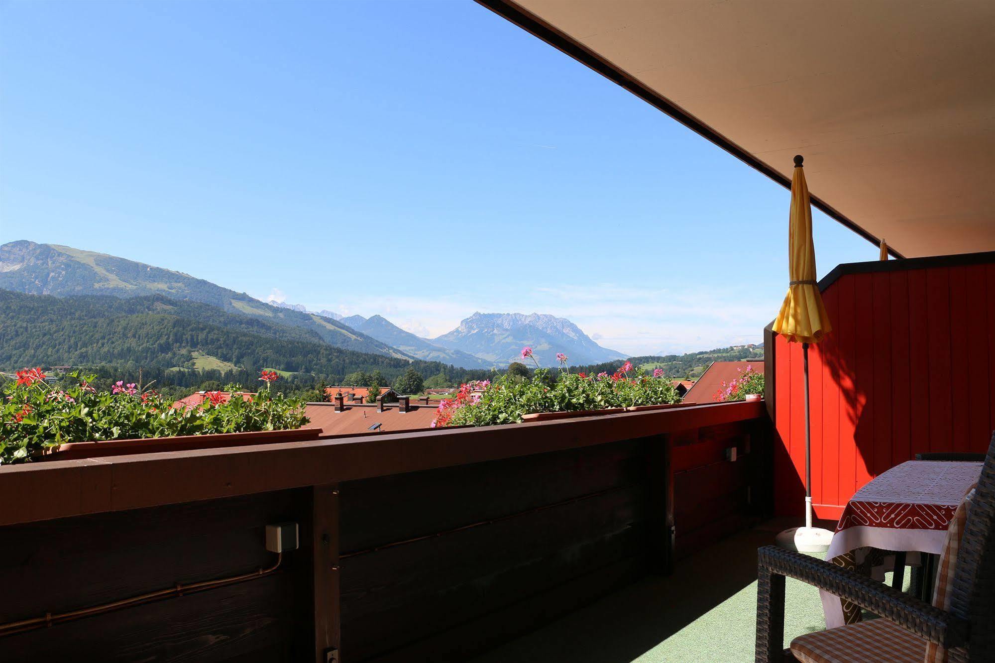 Hotel Sonnleiten ライト・イム・ヴィンクル エクステリア 写真