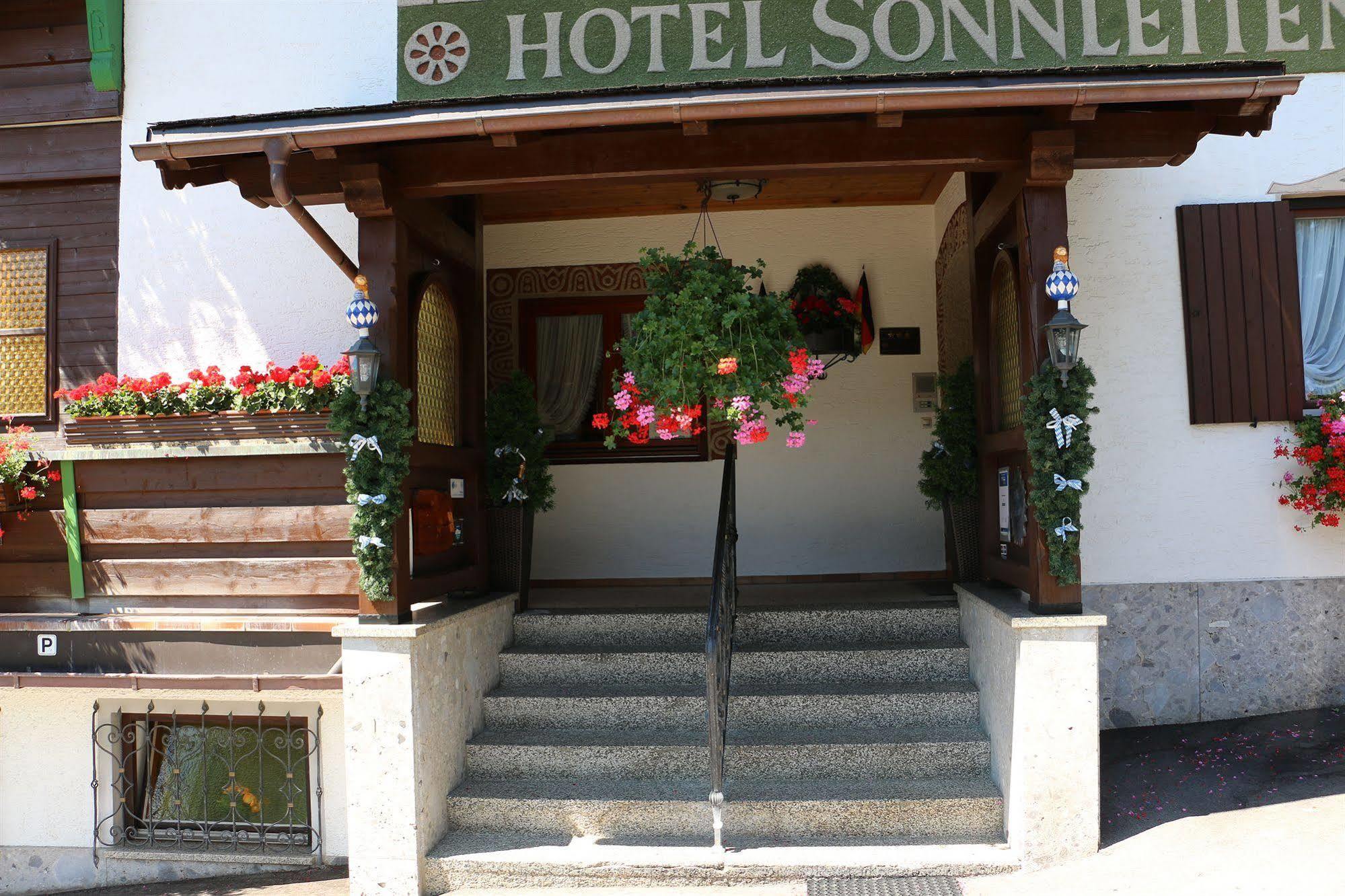 Hotel Sonnleiten ライト・イム・ヴィンクル エクステリア 写真